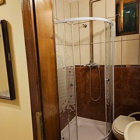 Panzio Anett Bed & Breakfast *